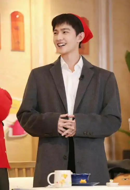 如何评价男明星杨洋的衣品