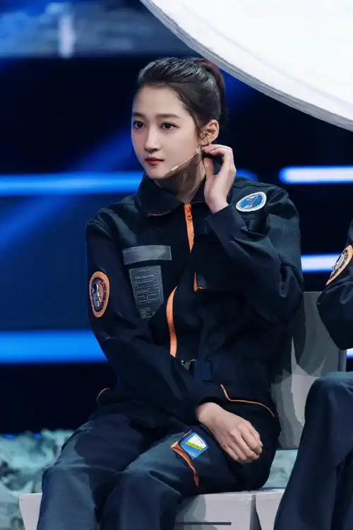 关晓彤王牌对王牌收官剧照