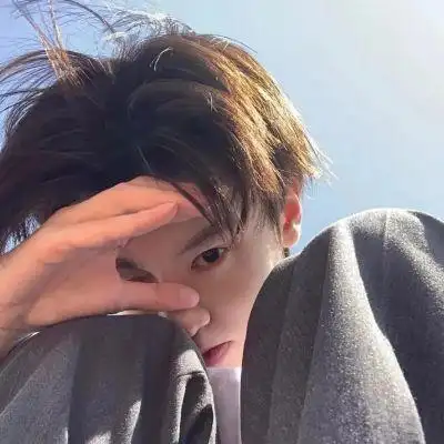 生命匆匆不必委曲求全男生头像冷酷帅气侧脸自拍