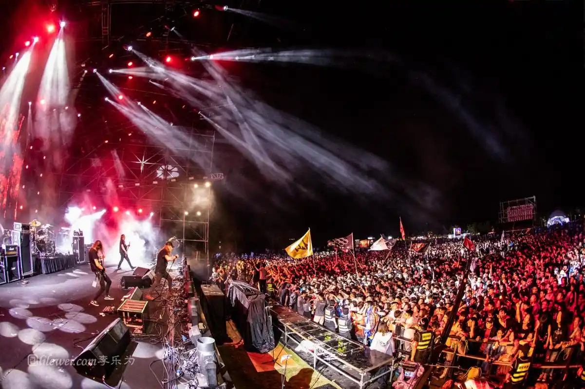 李志谢幕太湖迷笛音乐节 一场来自新音乐春天的聚会 | yoho!潮流志-yo