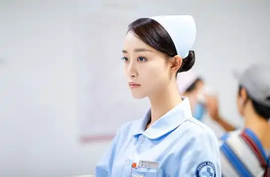 《外科风云》蓝盈莹秒变娇羞女友 精准演技破人