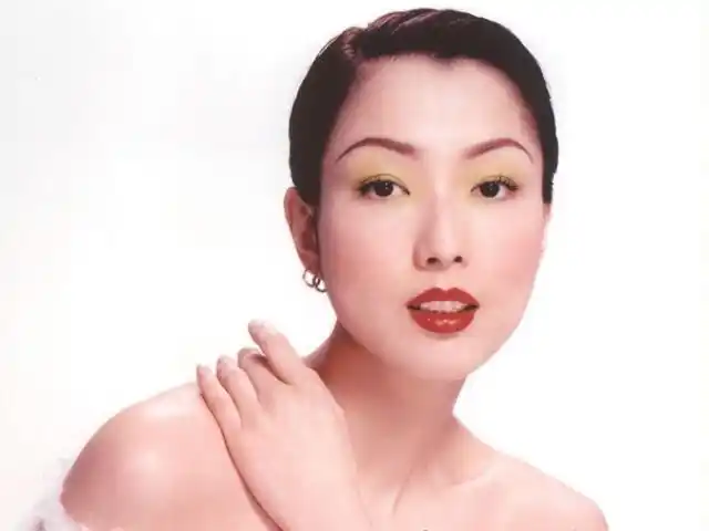 郑秀文16岁入行tvb曾与楚原前辈合作