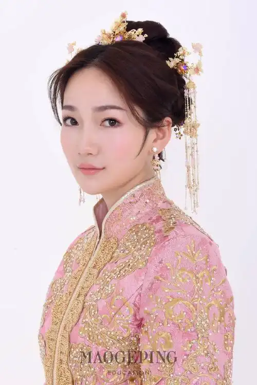 中式新娘发型,端庄的古典气质