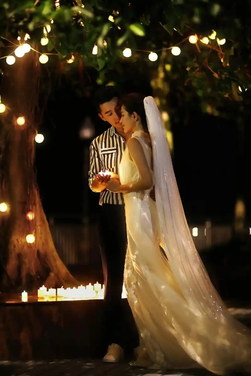 氛围感超浪漫的夜景婚纱照,你心动了吗.