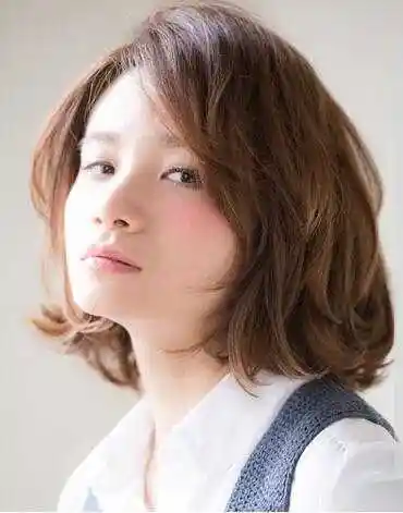 头发少的女生适合的短发发型瞬间增加发量