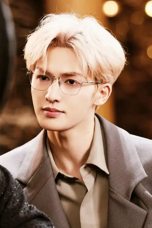 宝拉珍选中国区品牌代言人朱正廷