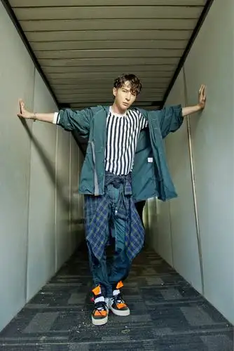 陈势安当面说mv正式首播挑战摇滚曲风唱腔惊艳