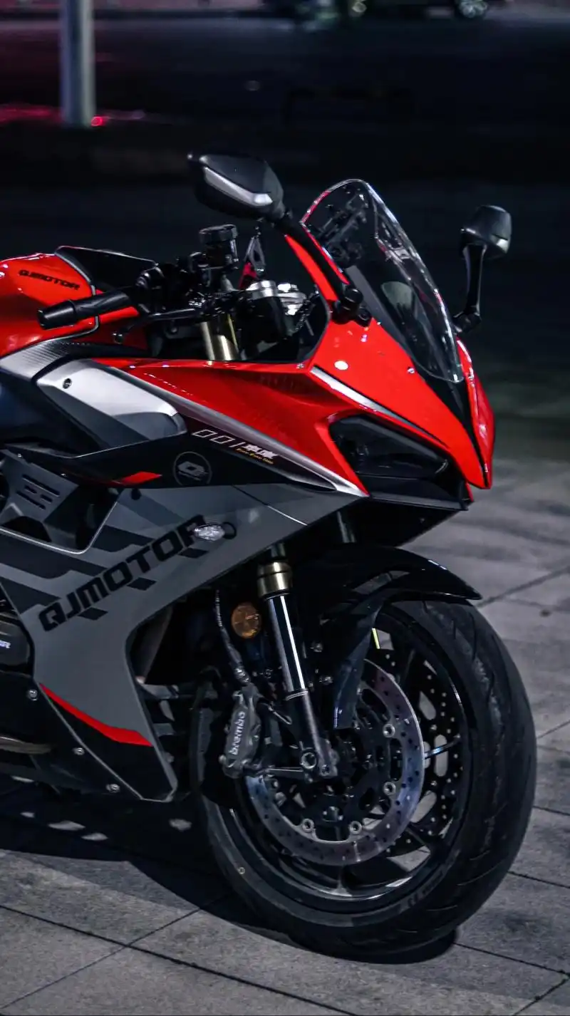 在线挑战比我这张拍的更好的赛550s壁纸