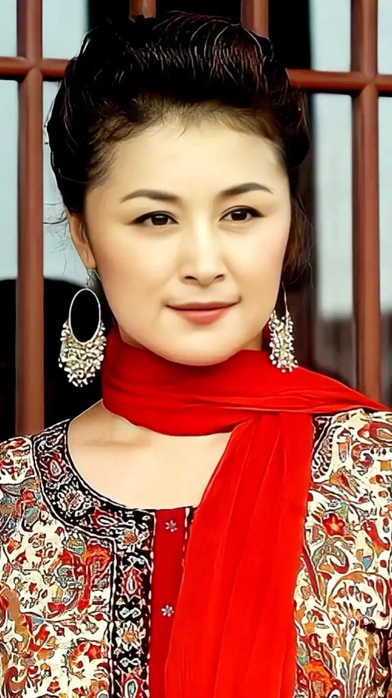 于月仙难得一见的高清晰美图,值得收藏