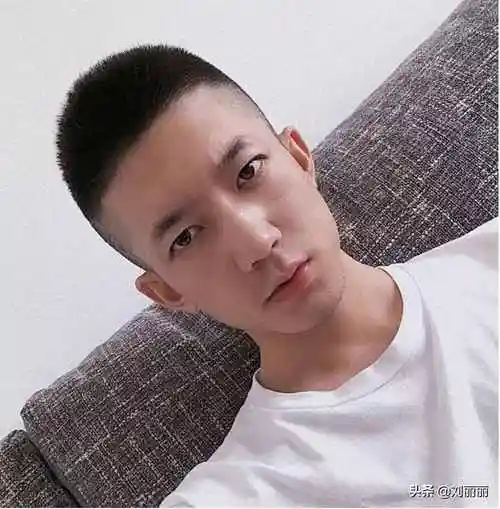 男士发型图片及名称(2020最具人气男发前4名短寸头)_好房网