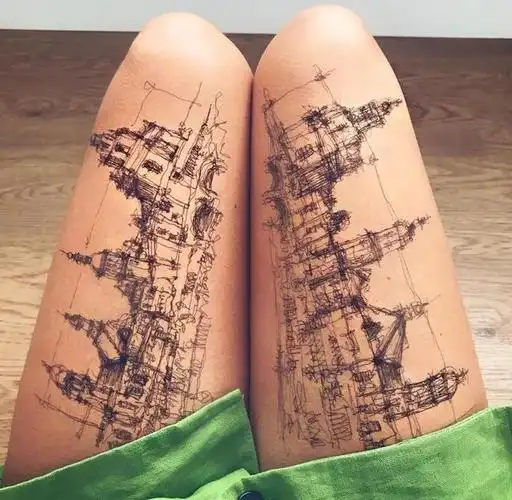 她们喜欢在大腿上作画,真真被 "惊艳" 到了!