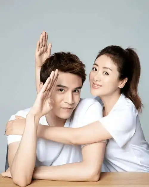 小李琳:2段婚姻,二婚嫁给小6岁的穷小子,丈夫乐做"软饭男"_腾讯新闻