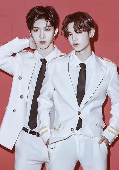 比如,vocal担当尤长靖,舞蹈担当朱正廷,全能担当ace蔡徐坤,门面担当