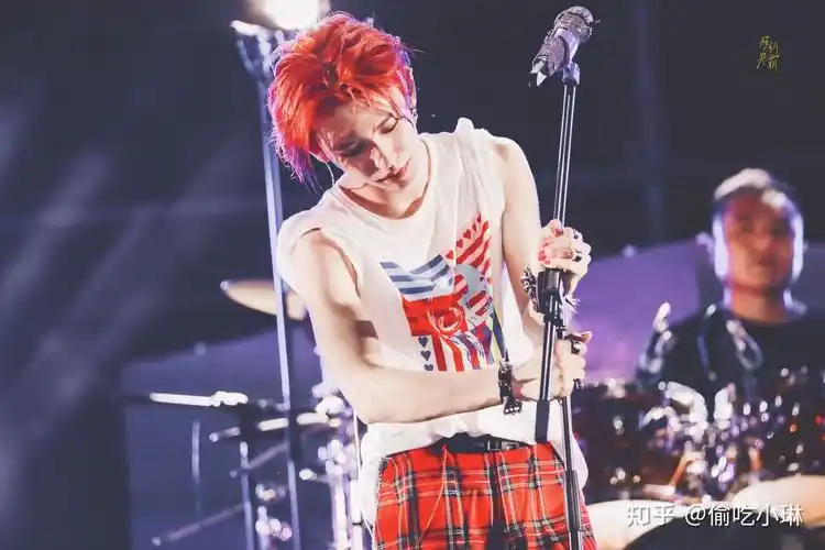 求大家有没有小鬼这个小丑造型的照片