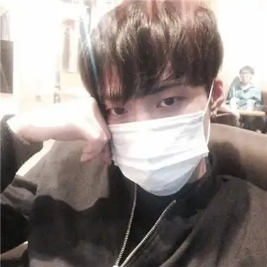 qq头像男生戴口罩帅气图片