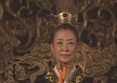 的慈禧太后,2003年播出的《神探狄仁杰》里面的武则天,后来吕中的定位
