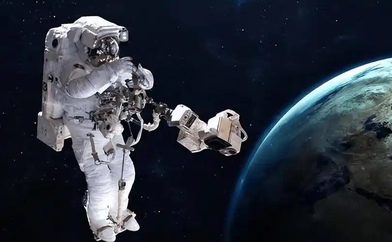 月球上有200多吨垃圾,都是宇航员留下的? 为何离开的时候不带走