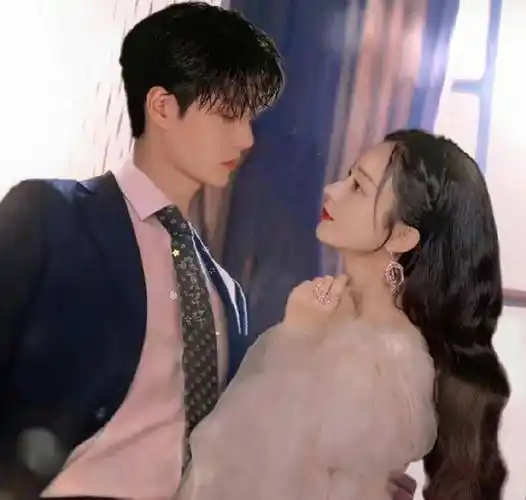 脑补一出赵丽颖王一博王炸姐弟超甜从相识到相爱的爱情故事_开心_组织