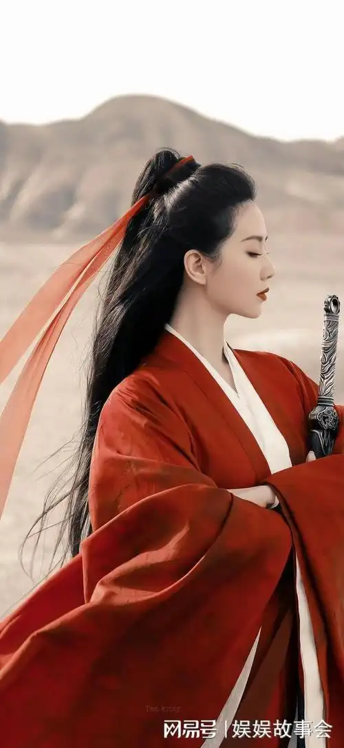 这才是真正的"古风女侠"!当刘诗诗穿上汉服,我被美到了-汉衣同泽