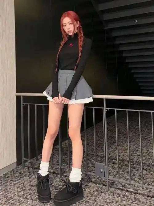 "靴靴你"雪地精灵杨超越_风格_品牌_设计