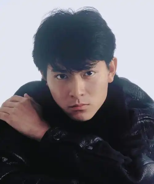 贾玲说刘德华永远17岁