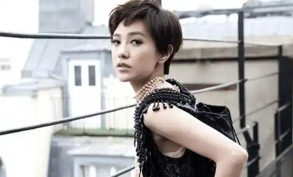 原创敢爱敢恨的郭采洁在音乐界以及演艺界都有着不同的反响