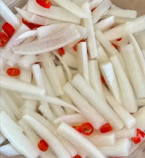 腌制酸萝卜的做法