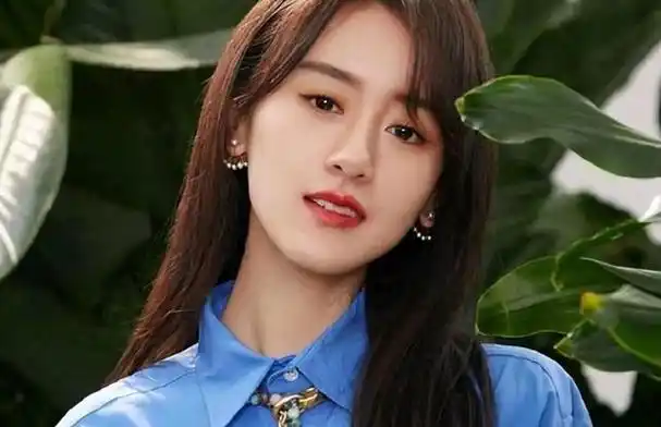 袁冰妍还有多少惊喜是我们不知道的:碰瓷赵丽颖;与张艺兴强行捆绑cp