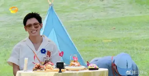 时隔三个月张哲瀚再上快乐大本营三个细节突显他的变化