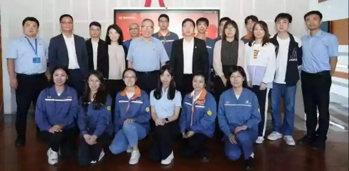 所闻及切身体会,结合红色故事讲党的十八大以来,祖国新面貌和大变化