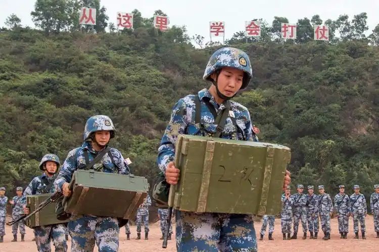 报告班长2017年沙角新兵准备接岗