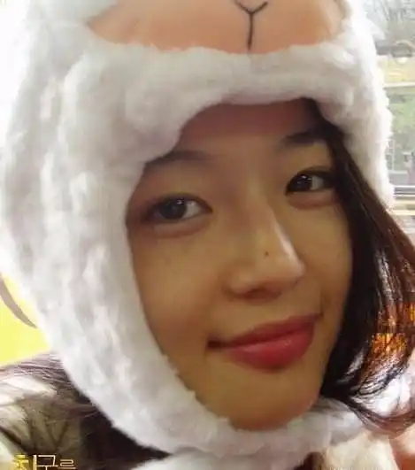 全智贤早期素颜自拍照,有小雀斑也不影响颜值,妥妥国民女神_感觉_性格