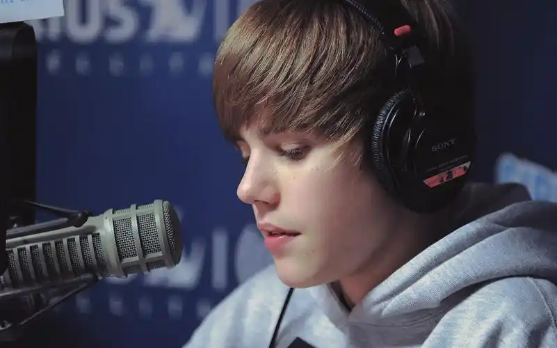 justinbieberonetimelive合辑比伯出道曲onetime现场合辑