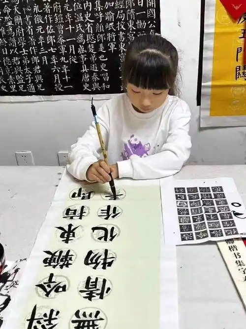 "这首诗是清末著名外交家黄遵宪所作.