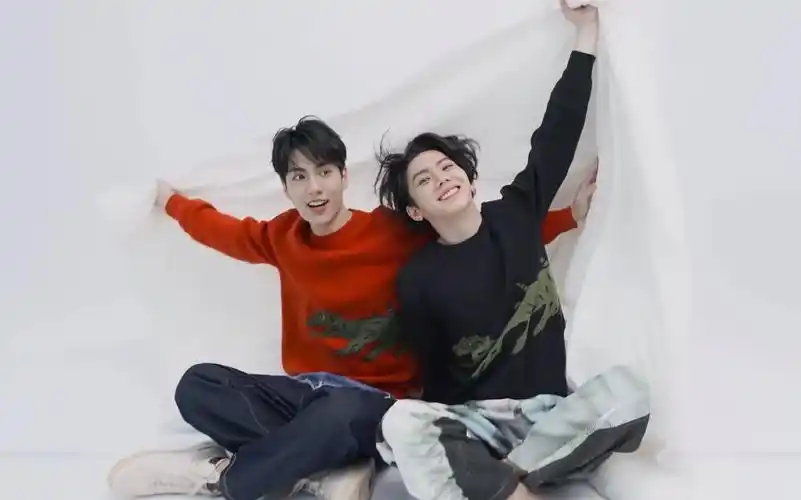 samyu林子闳x杨宇腾上海真双子塔视频