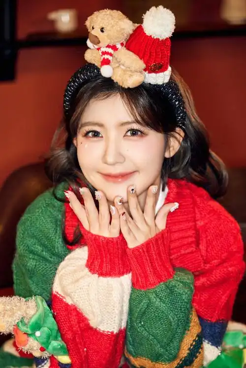 身上的卡哇伊七酱(●70●)又是被可爱暴击的一天@赖美云9702