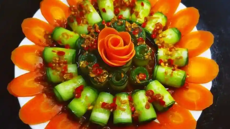 过年做一道这样的凉拌菜,好吃又好看,寓意花开富贵