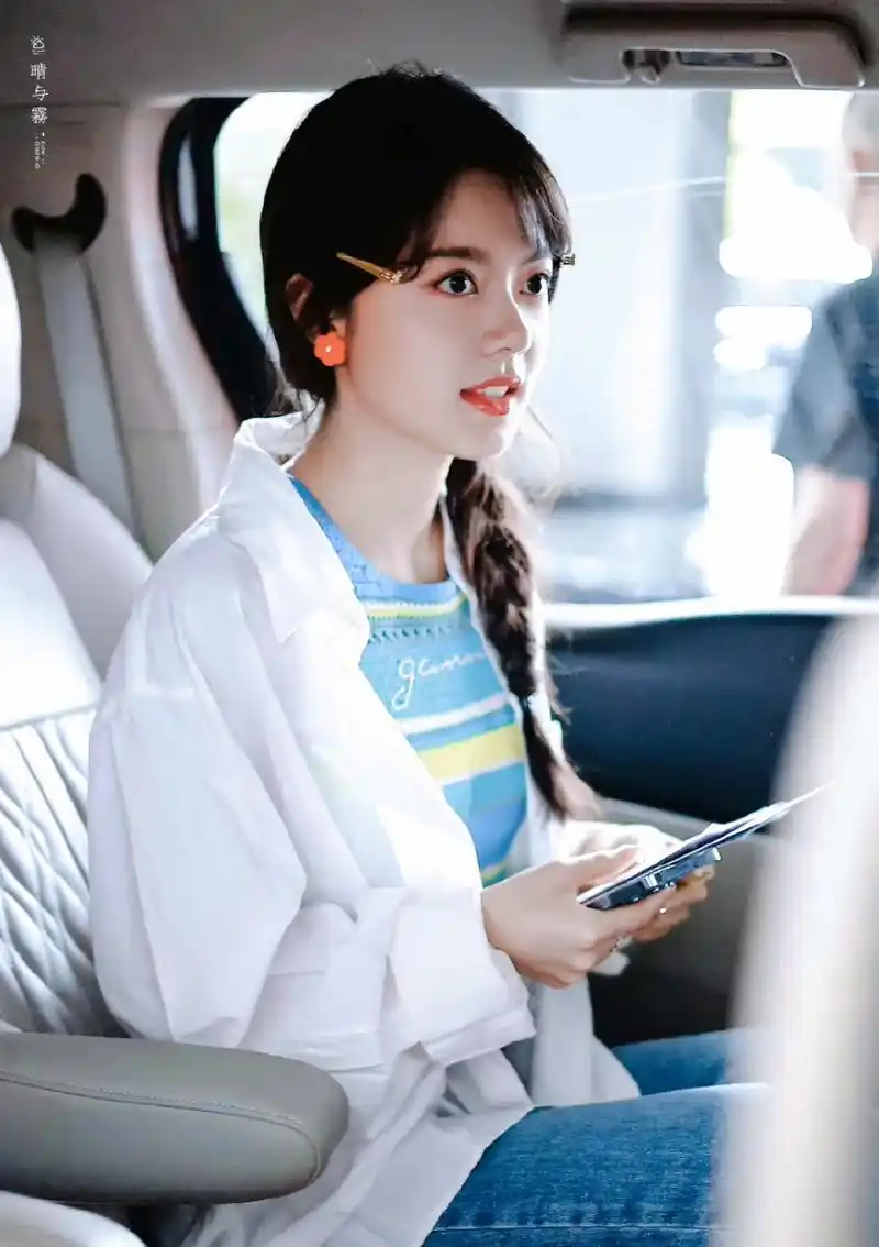 赵今麦《你好星期六》上班照,高清怼脸真的很抗打,太漂亮了 #赵今麦