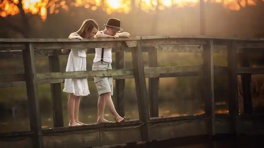 青梅竹马可爱小女孩小男孩壁纸