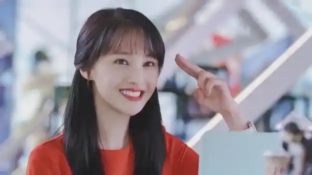 嘴巴歪了,头发紫了,发文回应不欠任何人|李易峰|娱乐圈|女明星_网易