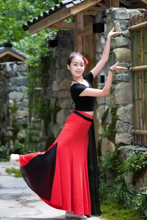 爱跳舞的小妹妹