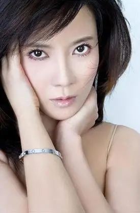 新侠客行(闵柔)扮演者资料介绍-闵柔饰演者叫何佳怡-跨世纪影院