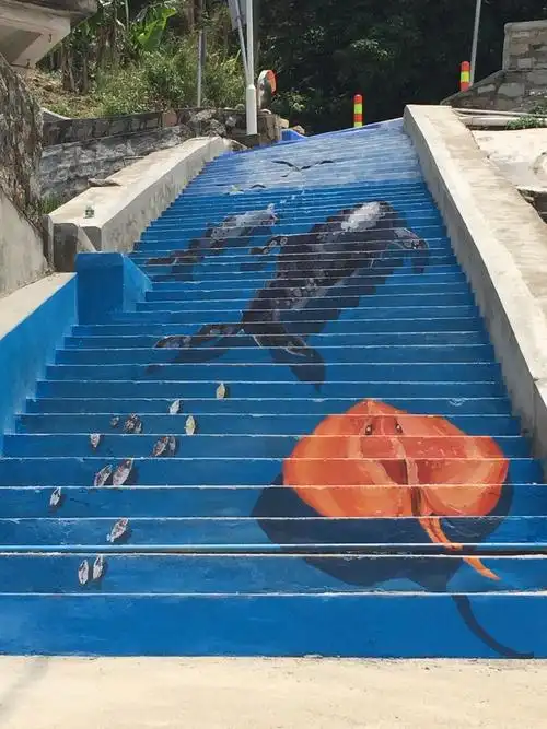 万山岛楼梯墙绘