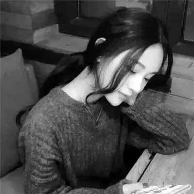 侧脸孤独伤感黑白 内容简介 一组女生高冷侧脸黑白头像图片送给大家