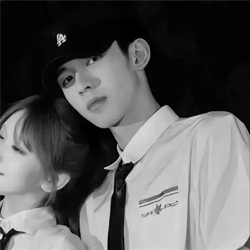 情侣头像高质量黑白一对两张图片