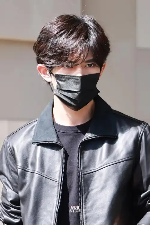 回看一下在日内瓦瑞士拍的一组神图,真绝了    cr.