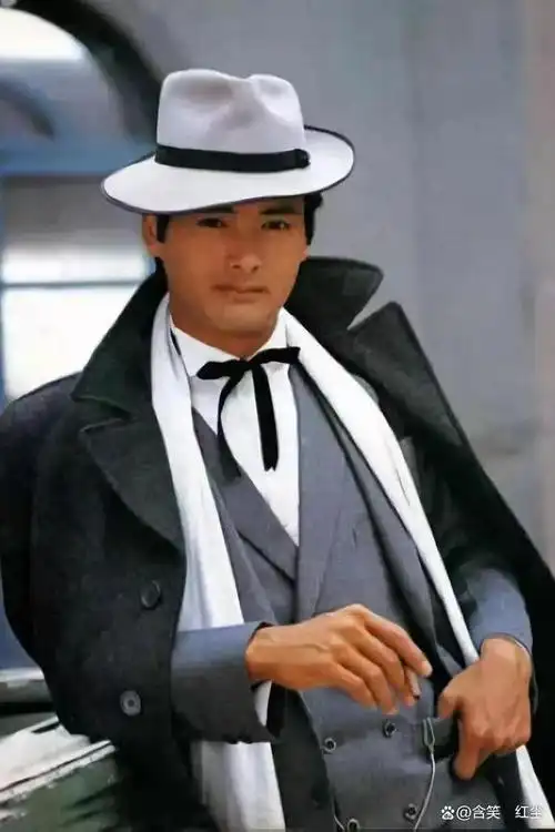 周润发178cm,可以推算出其他男明星的真实身高