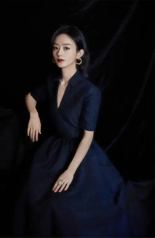 赵丽颖明星走秀同款修身收腰显瘦过膝藏蓝蓝色礼服