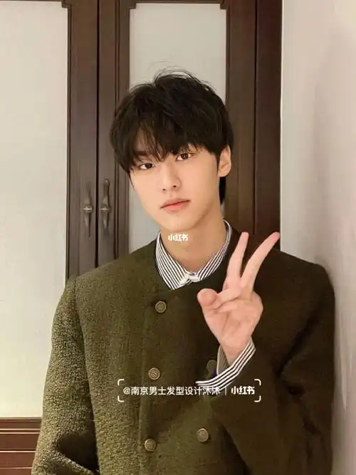 男生超帅韩式气垫烫百搭不挑人