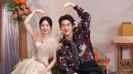 赵丽颖林更新再次合作,私下聚会笑容满面,友情满分